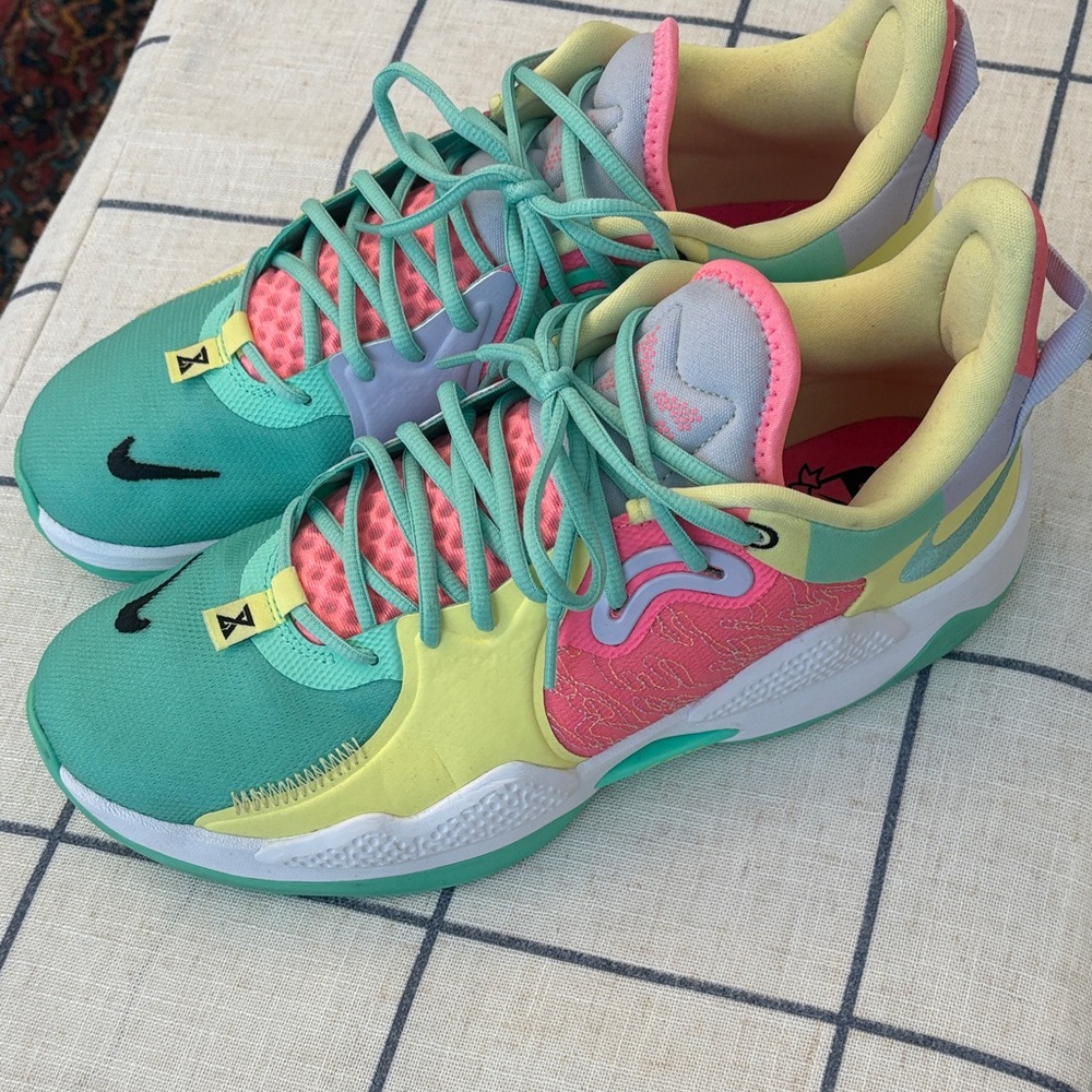 Men’s Nike Paul George Multicolor Pastel Lace-Up Sneakers in Mint, Pink & Yellow - Picture 2 of 7